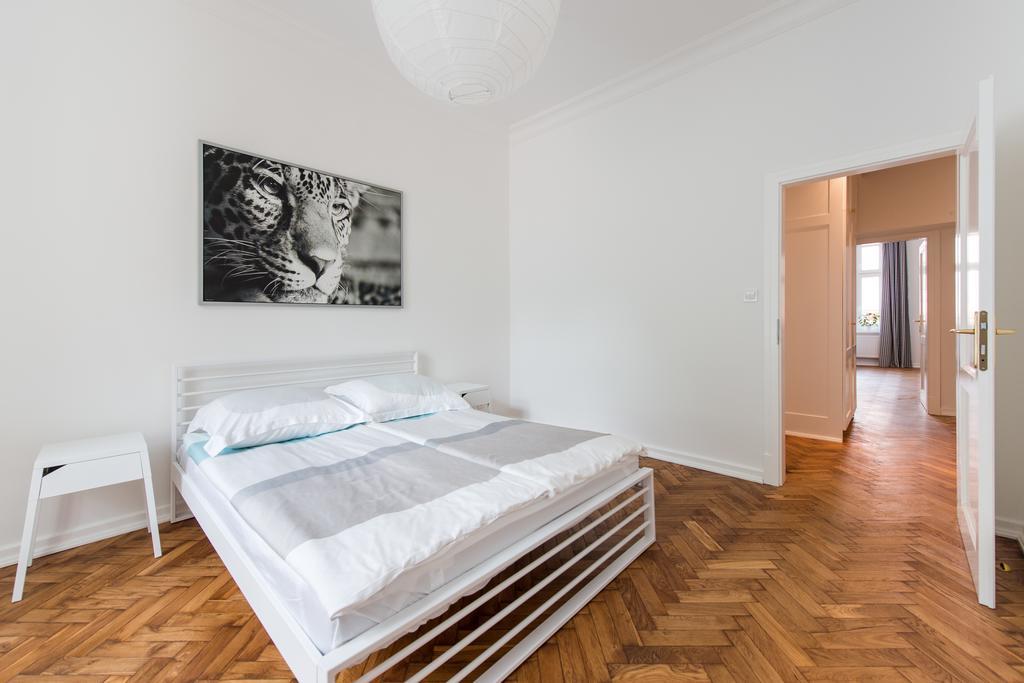 Style4Rent Sunny Old Town Apartments Krakow Bagian luar foto