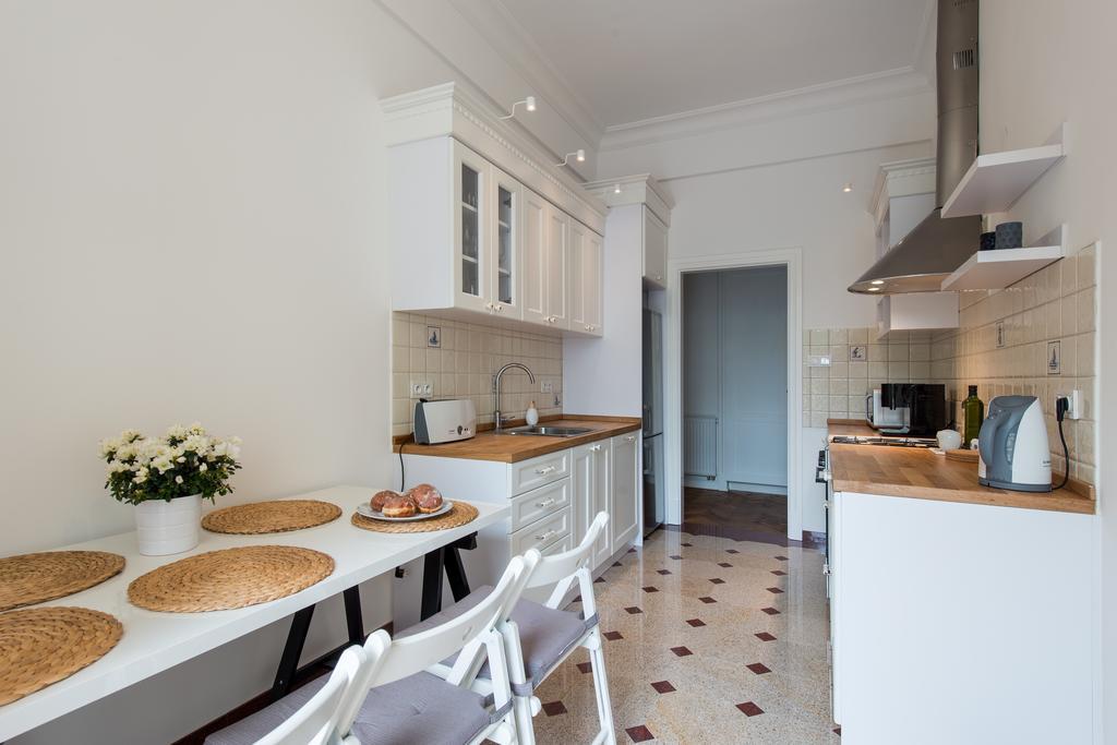 Style4Rent Sunny Old Town Apartments Krakow Bagian luar foto